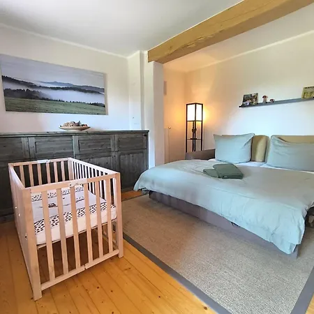 Ferienhaus Und Wellness Auf Der Hardt -jacuzzi- Sauna- Kinderausstattung- Alleinlage Im Wald