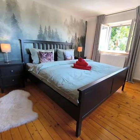 Ferienhaus Und Wellness Auf Der Hardt -jacuzzi- Sauna- Kinderausstattung- Alleinlage Im Wald